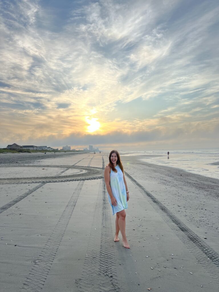 How to Become a Morning Person (Without Forcing Yourself to Wake Up at 5 A.M.)